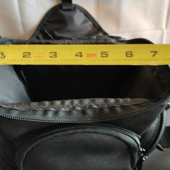 Tamrac Digital Camera Case - Picture 5 of 7